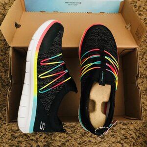 Skechers Synergy 2.0 Simply Chic Slip-On Shoes